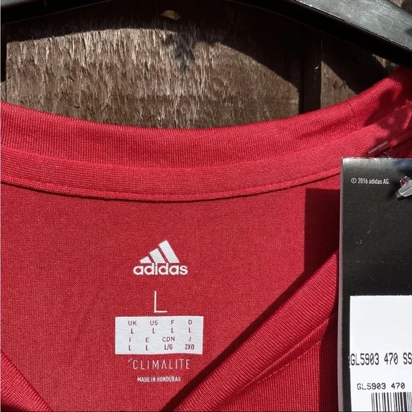 NEW! ADIDAS Climalite Size L Men’s Red Short Sleeve T-Shirt Activewear Sports - Picture 4 of 10